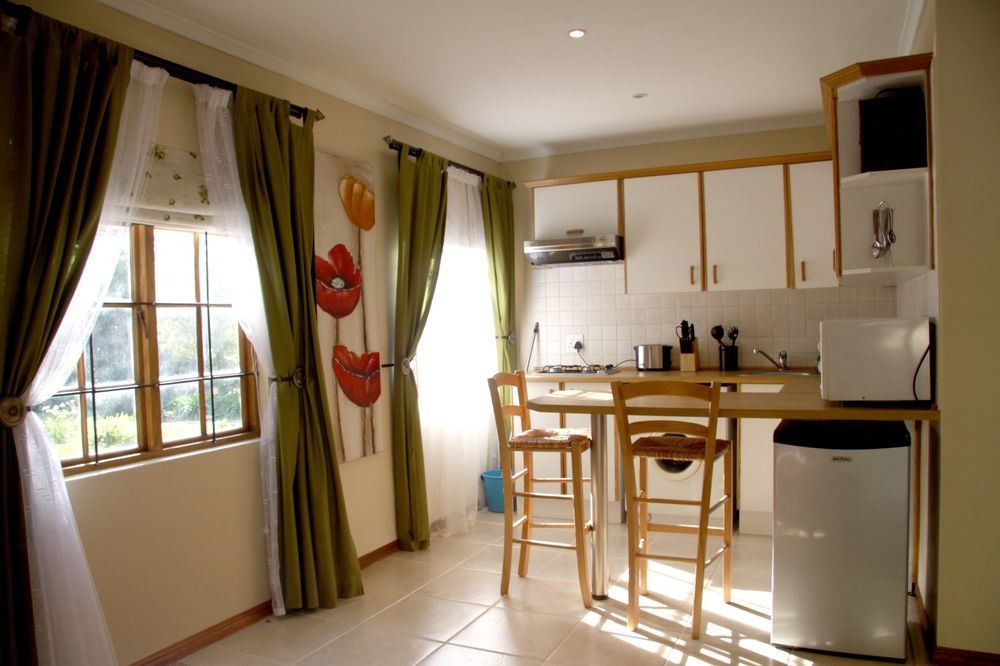 Calais Wine Estate Guest House พาร์ล ภายนอก รูปภาพ